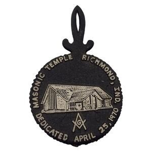 Masonic Temple Vintage 1970s Cast Iron Trivet Richmond Indiana Freemasons